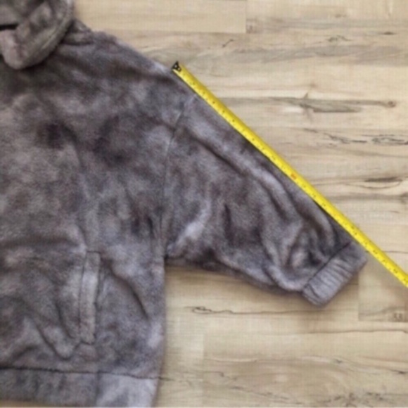 Old Navy Fuzzy Grey Full Zip Jacket - Picture 9 of 9